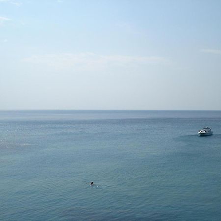 Panorama Hotel Agia Marina  Экстерьер фото